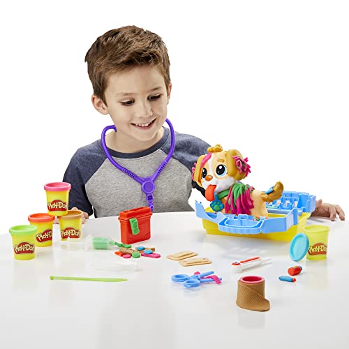 Play-Doh Care n Carry Vet Playset with Toy Dog, Carrier, 10 Tools, 5 Colours, Multicolor