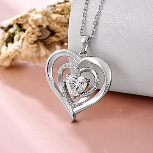 Wtyim Diamond Heart Necklaces For Women,18K Gold Plated Sterling Silver 3 Heart Necklace Moissanite Diamond Heart Pendant Jewelry Mothers Day Gift For Her Mom Wife, 18+2 Inch #TOP3