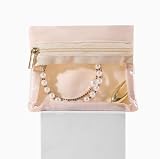 🔒 Fermeture pratique et sûre : La fermeture éclair robuste avec anneau de traction doré (comme illustré) garantit une fermeture sécurisée. Tout reste à sa place - même lors de voyages agités. Ce sachet bijoux est donc fiable pour transporter vos bijoux partout avec vous.