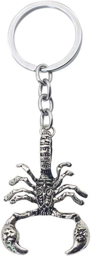 Leadigol Fashion Retro Metal Scorpion Shape Keychain, Personality Punk Pendant Key Chain Bag Pendant Car Keyring Jewelry Accessory For Women and Men