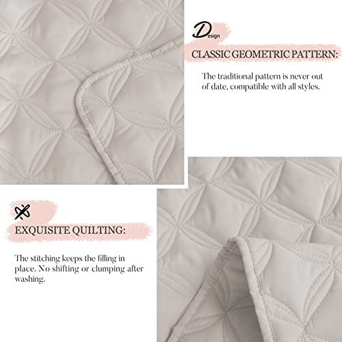 Exclusivo Mezcla Geometric Quilt and Pillow Sham Set #TOP28