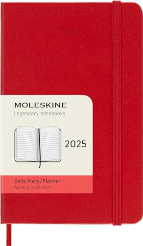 Moleskine Daily Planner, 12 Monate Tagesplaner 2025, Fester Einband und Elastischer Verschluss, Farbe ScharlachRot, TaschenFormat 9x14 cm