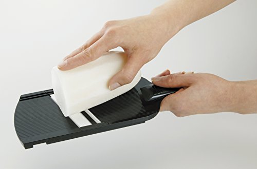 Fatiador Ceramica Kyocera - Julienne - Cor Preto Kyocera Lamina Branca, Produto Preto