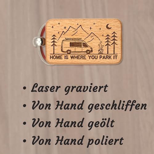 dekloaser24 - Schlüsselanhänger Home Is Where You Park It Bus VanLife Camping Caravan aus Buchenholz mit Wohnmobil und Bäumen - Ideales Accessoire für Camper