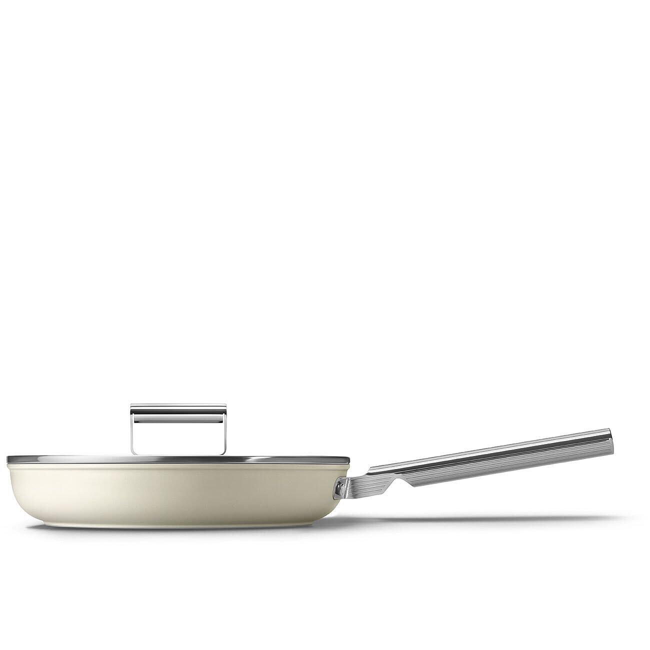 Smeg, Padella Antiaderente FPF2802CRM, Diametro 28 cm, Rivestimento Ceramico senza PFAS, Manico in Acciaio Inox, per Tutti i Piani Cottura, fino a 250° in Forno, Capacità 1,5 L, Panna Opaco
