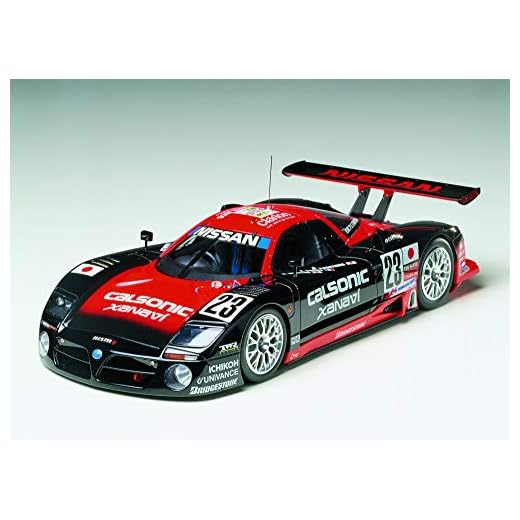 Tamiya 300024192 - Coche Nissan R390 GTI de Juguete a Escala 1:24 (Longitud 428 mm)