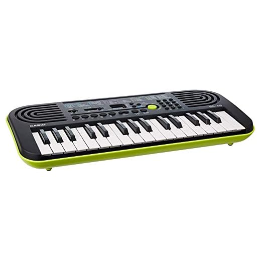 Casio SA-46 Mini Tastiera Elettronica Polifonica ad 8 Voci e 32 Tasti, Nero e Verde