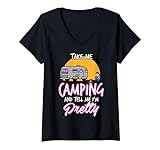 camping joli bois Beau produit texte amusant et graphismes vintage impressionnants. Pour les camping-cars, les feux de camp et les amoureux de la nature. Pour les amateurs de barbecue, de randonnée, de montagnes forestières. Vous pouvez le porter tous les jours, à l'extérieur à l'intérieur mais spécial pendant vos vacances.