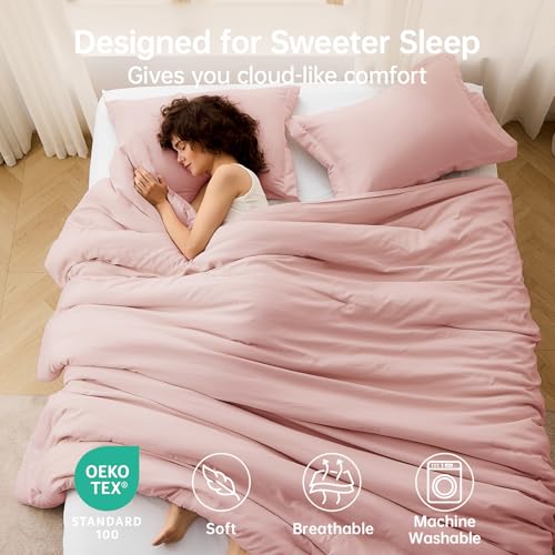 Image of MUXHOMO Oversized Queen Comforter Sets, All Season Ultra Soft Down Alternative Bedding - 3 Piece Lightweight Bed Set Includes 1 Comforter (98 inch*98 inch) and 2 Pillow Shams (20 inchx26 inch), Rose Gold