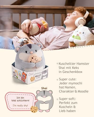 NICI MYMOCHI Hamster Kuscheltier Shai 16 cm mit Keks in Geschenkbox 11x12x6,5 cm, Flauschiges Stofftier zum Kuscheln, Spielen und Liebhaben - 61150