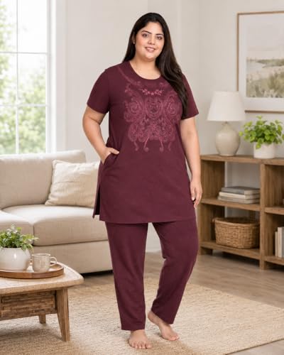 Image of In Love Women's Printed Cotton Plus Size Longline T-Shirt with Pockets | Cotton fabric - soft longline T-shirt with easy plus-size fit