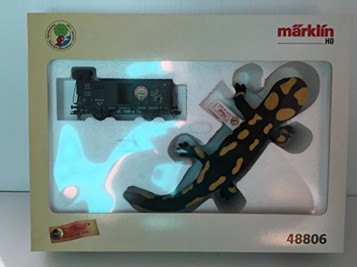 Marklin Train Car 48806 and Steiff Salamander #488061