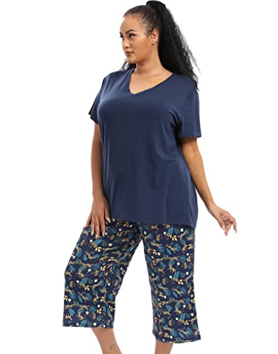 Image of Vozanet Women's Pajamas Set Soft V Neck Sleepwear Top and Capri Pj Lounge Sets Cartoon Heart Shape Cat Nighty Plus Size