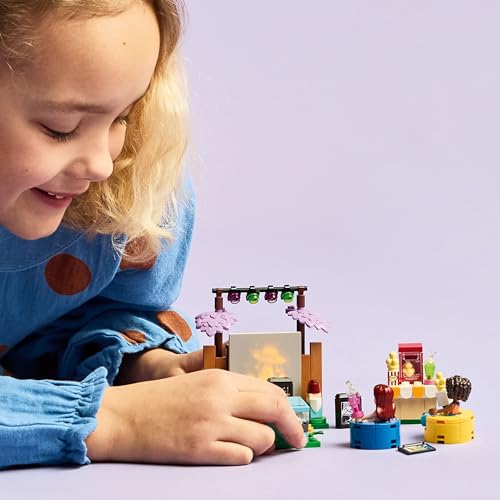 Friends Movie Night dell’Amicizia Giochi per Bambine da 6 Anni in su - Include 2 Mini Bamboline, uno Schermo e un Proiettore con Mattoncino Luminoso - Set di Costruzioni Creative - 42642 - Lego - Immagine 8