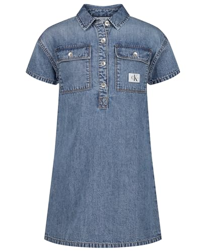 14 School Outfit Ideas for Girls Tired of the Same Three Tops 9 Chambray Shirt Layered
