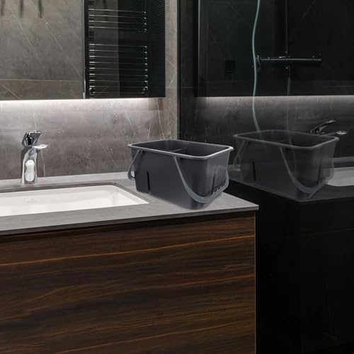 Panier à quatre compartiments pour organiser la routine beauté du matin