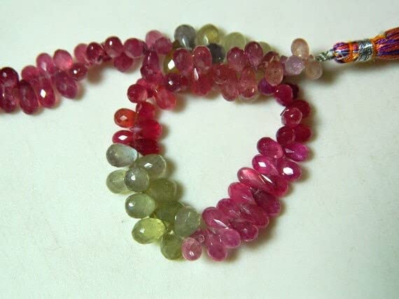 Natural multi sapphire briolettes contre les perles ternes pour bijoux durables