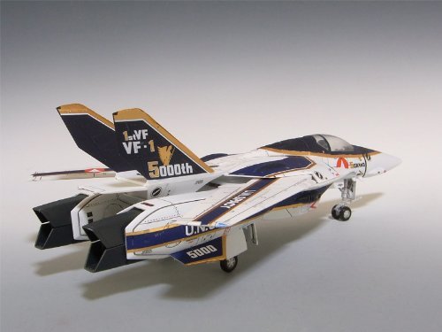 ちゃむ ハセガワ 1/72 VF-1A バルキリー“生産5000機記念塗装機” 「超時空要塞