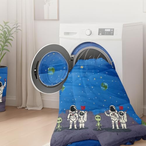 Image of 200 GSM 400 TC Kids Glace Cotton Reversible Cartoon Printed Double Bed King Size Comforter with Matching Bedsheet 90 * 100 with 2 Pillow Covers Set of 4 Pieces (Astronaut)