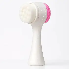 Escova de Limpeza Facial 2 em 1 Massageador e Esfoliador em Silicone com Cerdas Macias e Esponja Skin Care (Branco)