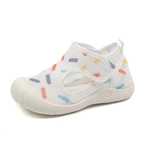 Zapatillas ligeras infantiles que evitan el sudor gracias a su malla calada de verano