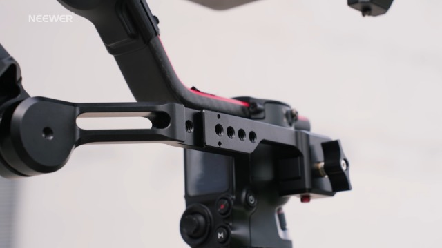 Doppia Maniglia NEEWER GA006 Per Gimbal DJI RS4/RS3/RS2, Con Guide NATO E Filettature 1/4 E 3/8