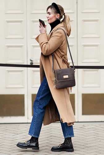 Catwalk Collection Handbags - Ladies Small Distressed Leather Cross Body Bag - Women's Messenger Bag - Adjustable Crossbody Strap - Sabine S - Image 3