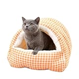 Material Cómodo y Acolchado: Esta casa para gatos cuenta con tejido polar ártico y relleno de alta elasticidad, asegurando un material suave para la piel que bloquea el calor de manera eficaz para mantener a tu mascota cómoda durante los meses más fríos. Ofrece un refugio suave ideal para siestas o momentos de relajación en cualquier ambiente interior, proporcionando comodidad duradera y calor natural para tu gato, con un diseño que promueve el descanso y el bienestar felino en el hogar.