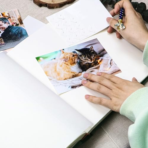 Glodenmemo Fotoalbum zum Einkleben, Fotobuch mit 100 weißen Seiten mit Pergamin Trennblätter, Foto Album mit Leinen Einband, bis zu 500 Bilder, Hochwertiges Papier, 31 x 33 cm (Dunkelgrün)