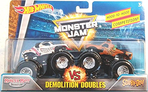 Hot Wheels Monster Jam 2018 Demolition Doubles Monster Mutt Dalamation vs. Scooby Doo 1:64 Scale
