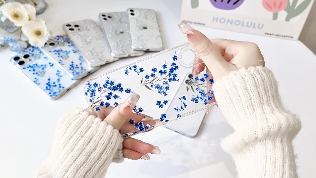 NITITOP Handyhülle Für IPhone 16 - Transparent Mit Süßem Blumen-Linienmuster (grün) - Weiche TPU, Stoßfest & Kratzgeschützt