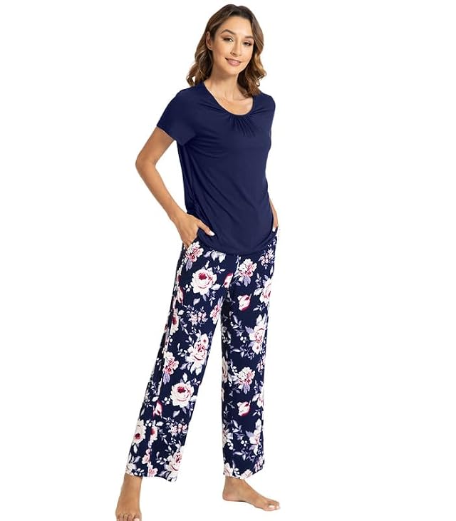 WiWi Bamboo Viscose Pajamas for Women Super Soft Cooling Loungewear Short Sleeve Tops and Long Pants Sleepwear S-XXL