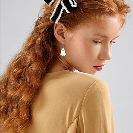 24 Pcs Halloween Themed Earring set for Women Goth Bat Black cat Alien Earrings Acrylic Cute Ghost Pumpkin Bats Knife Earring Halloweens Jewelry Gift3