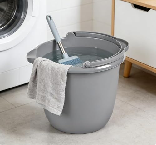 (1 Pack) 10 Qt Round Utility Bucket, Comfort Handle, Plastic.10 Qt Spout Pail Classic Titanium