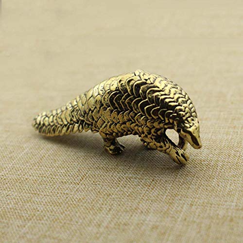 Miniature de pangolin en cuivre pour sublimer votre bureau ou votre étagère de salon