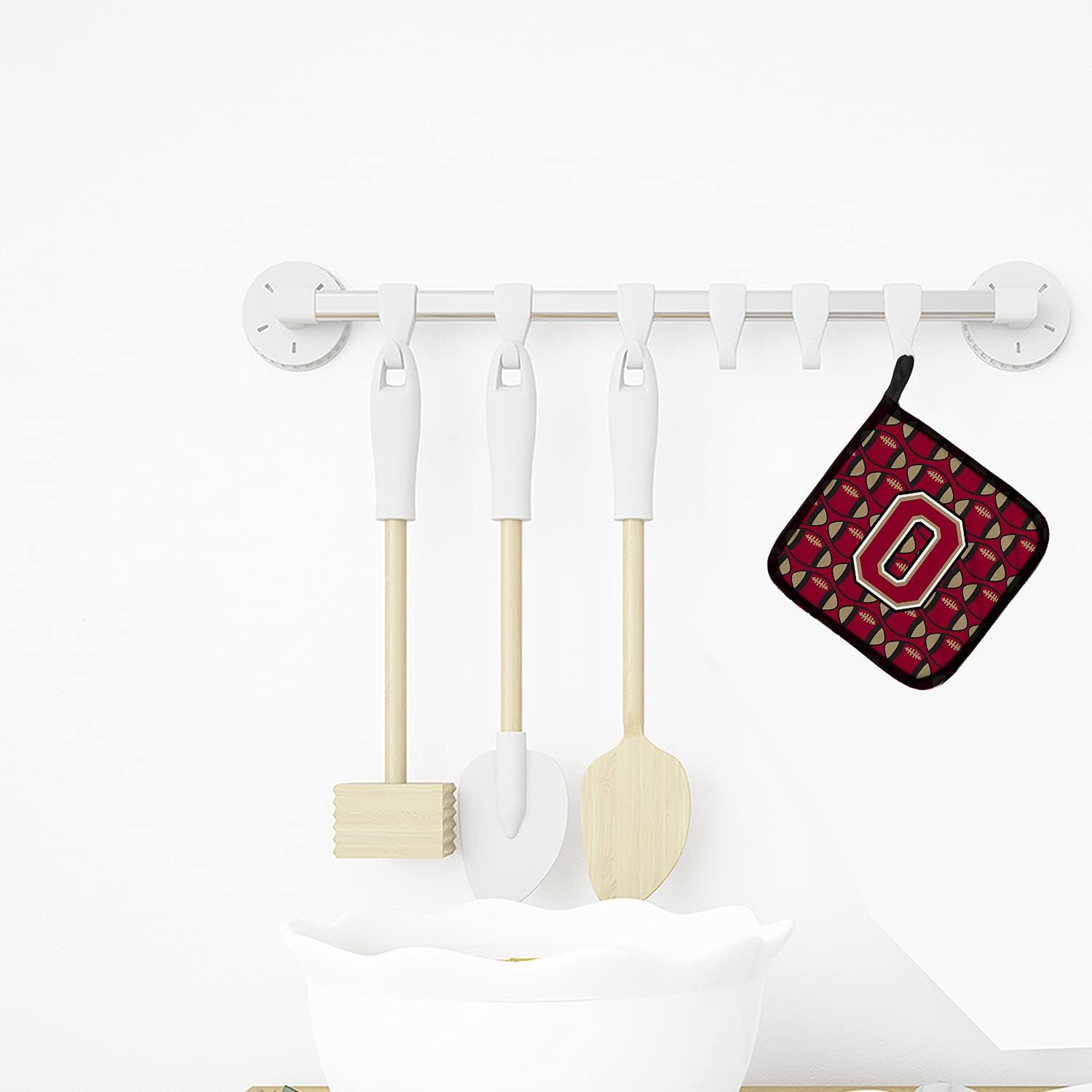 Caroline's Treasures CJ1078-OPTHD Letter O Football Garnet and Gold Pair of Pot Holders Kitchen Heat Resistant Pot Holders Sets Oven Hot Pads for Cooking Baking BBQ, 7 1/2 x 7 1/2