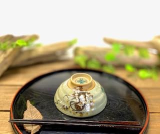 Kutani Ware Stylish Rice Bowl, Small Fuzin Reijin