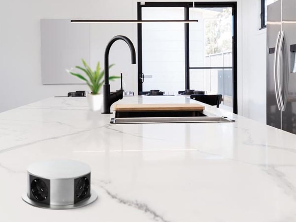 Perel EBP04-G 4-Way Pop-Up Desktop Enchufe, Schuko