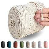 MEHR BAUMWOLLGARN ALS JE ZUVOR. 225 m langes Makramee-Seil, ordentlich auf einer stabilen Spule gesponnen, garantiert genug Material für fast jedes Makramee- oder Webprojekt. Mit Viskose veredeltes Premium-Qualitäts Material zu einem erschwinglichen Preis!