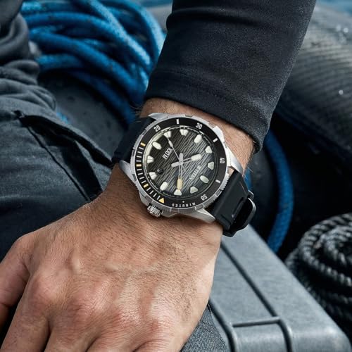 Image of Titan Zero Hour Diver's 100m Analog with Black Dial Black FKM Strap Watch for Men - 10067KP01