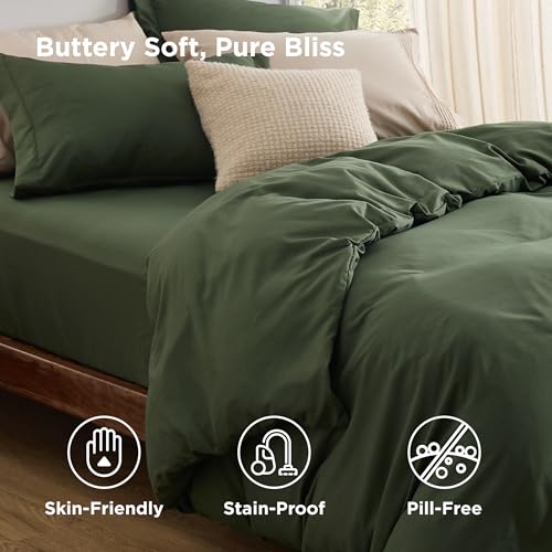 Image of Bedsure Duvet Cover with Fitted Sheet Queen - Deep Pocket, Hotel Luxury Soft Double Brushed Bedding Set with Zipper Closure, 1 Duvet Cover, 1 Fitted Sheet, 2 Pillow Shams, NO Comforter, Green