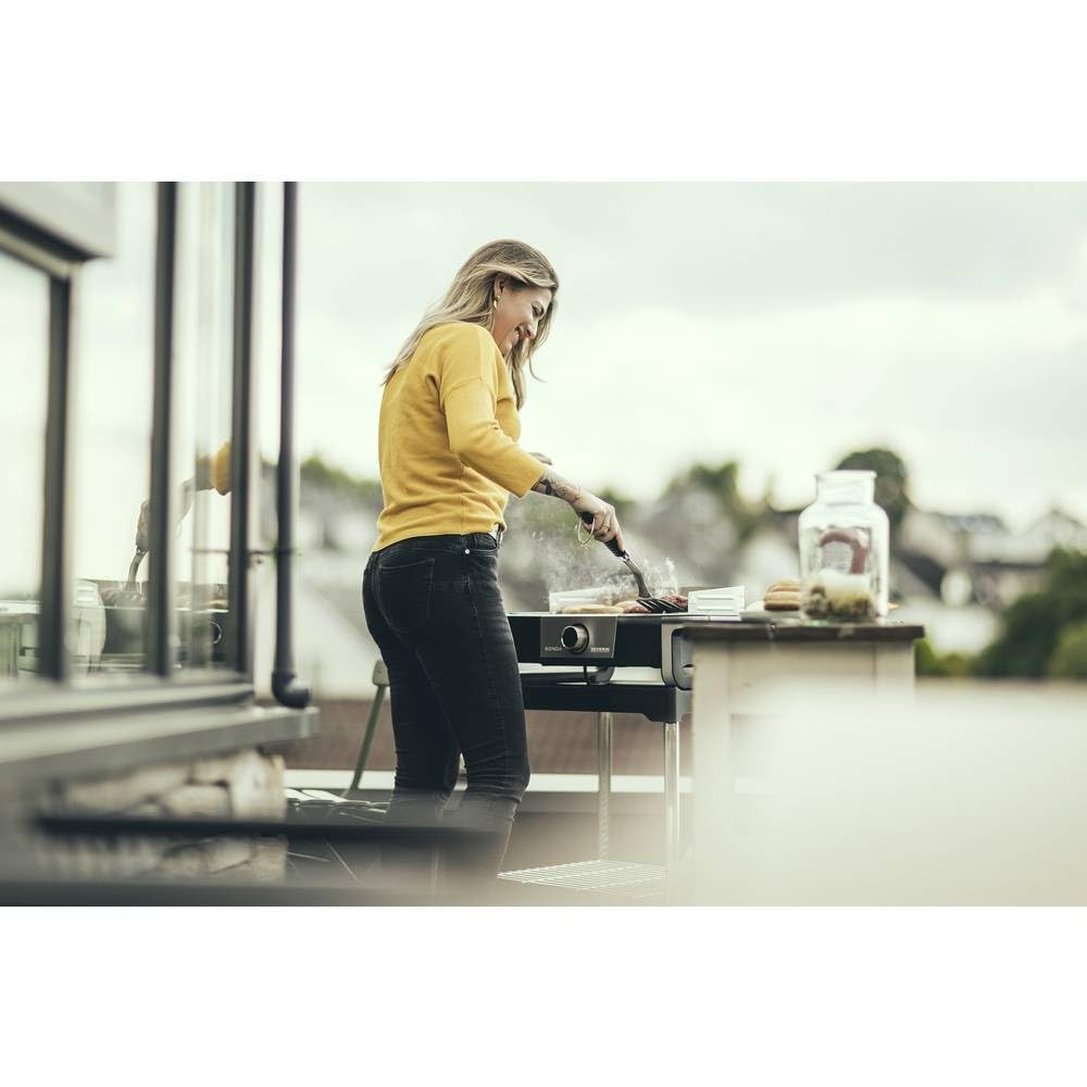 Severin grill elektryczny stojący, balkonowy, tarasowy, temperatura od 0°C do 500°C, dioda LED, duża moc 3000 W, przewód 2 m, stal niedzewna/czarny, SENOA BOOST S PG 8117
