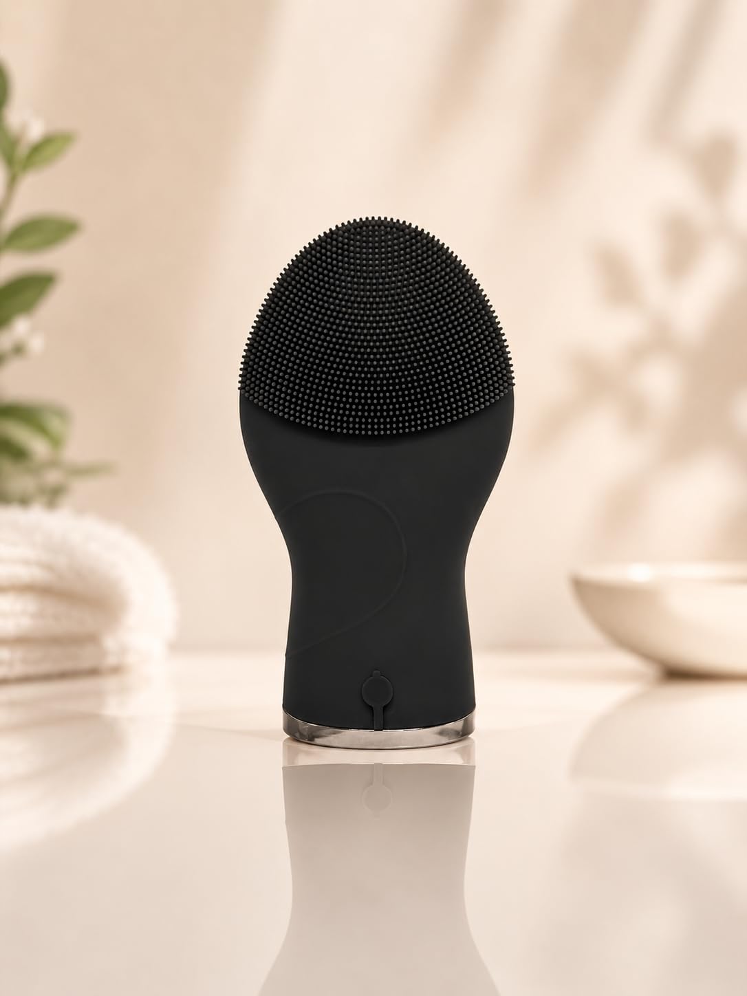 esmeS | Gesichtsreinigungsbürste | Silikonbürste | Straffendes Gesichtsmassagegerät | Hygienische und Hautfreundliche Gesichtspflege | 100% Wasserdicht, Mattschwarz