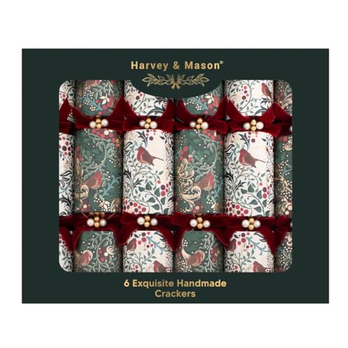 Harvey & Mason Pack of 6 Exquisite Red Robin Christmas Crackers - 13.5 Green White Festive Holly Foliage Xmas Holiday Dinner Table Decorations - Novelty Fun Prizes Gifts Contains Hats Jokes