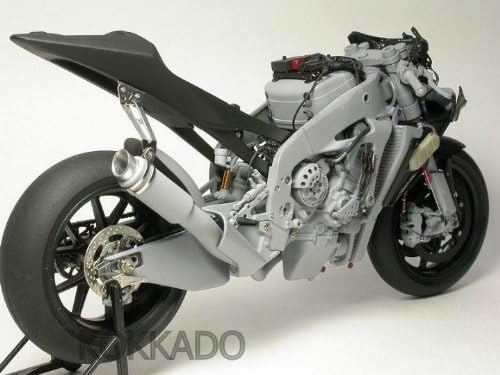 Tamiya 1/12 Yamaha 2005 Super Detail Up Set Racing Motorcycle Model Kit MD29001