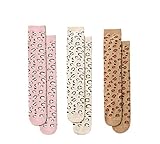 Los calcetines largos para niñas están sobre la pantorrilla incluso hasta la rodilla, depende de la longitud de las piernas de tu bebé; adecuados para primavera, otoño e invierno