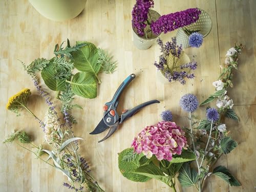 Gardena Gartenschere B/M: Pflanzenschonende Baumschere mit Bypass-Schneide für Äste und Zweige, max. Schneid-Durchmesser 24 mm… – Ansicht 5
