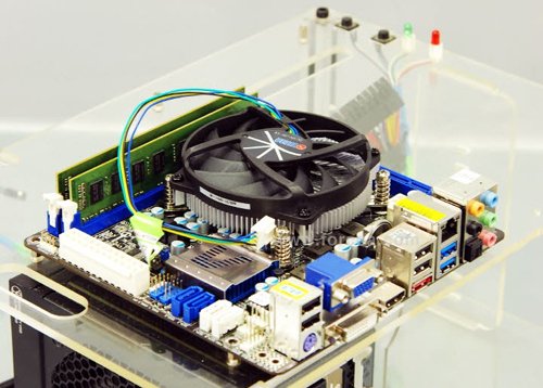 Disipador Titan DC-155A915Z/RPW para CPU Intel 95mm miniatura 5