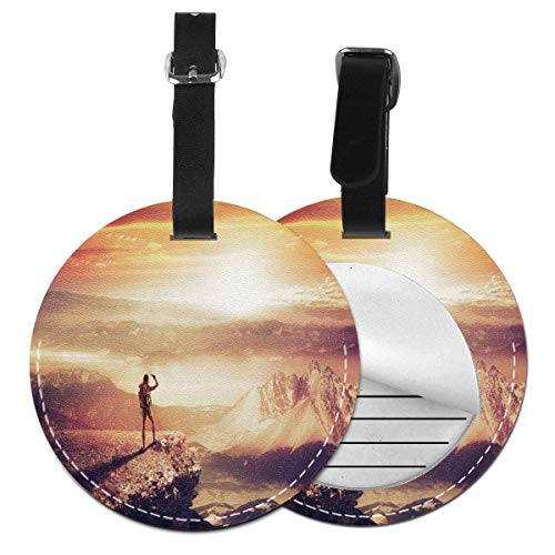 JS TP Impresión fotográfica de mujer viajera con mochila en la montaña