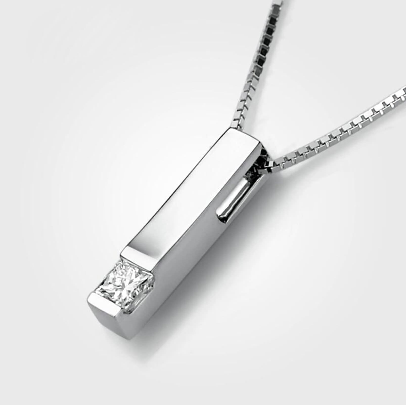 Damski łańcuszek z wisiorkiem, damski łańcuszek z diamentem o szlifie księżniczki, 0,07 ct, białe złoto/platyna